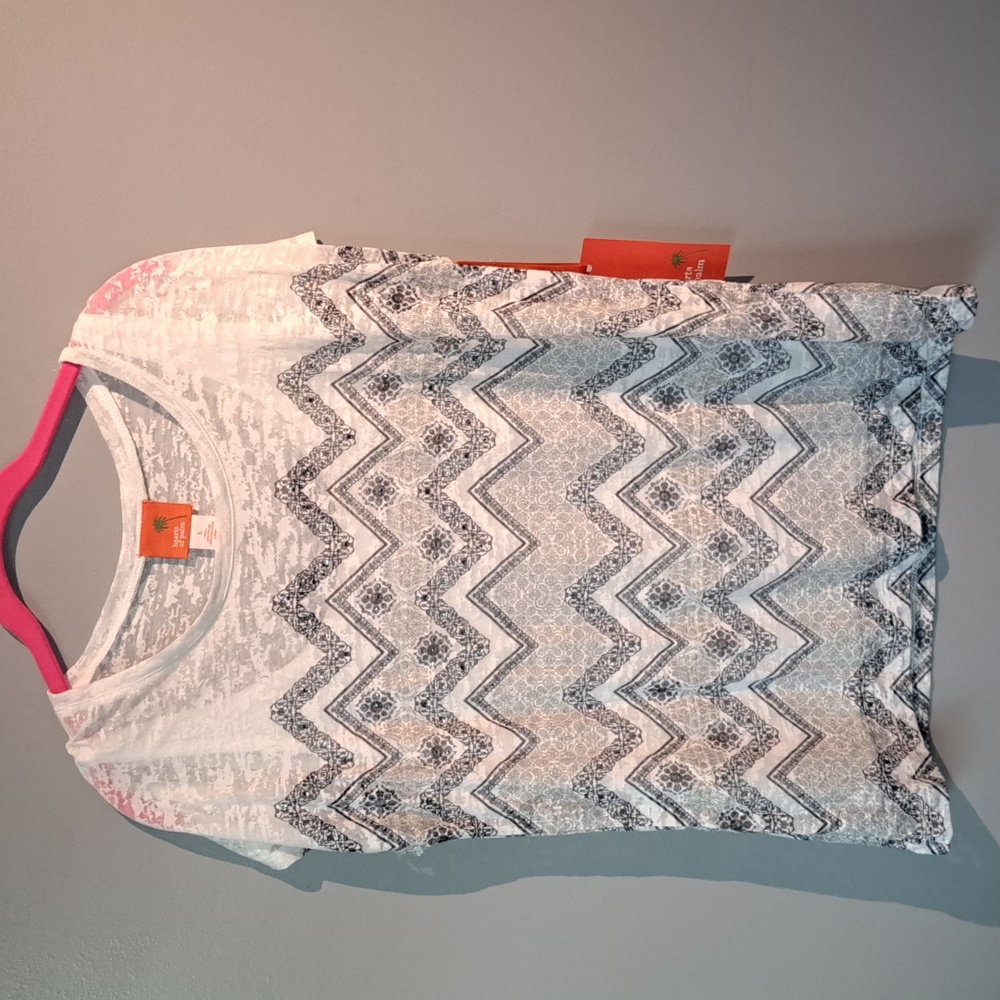 Hearts of Palm NWT Lightweight layer Rhinestone Tshirt Size Large
